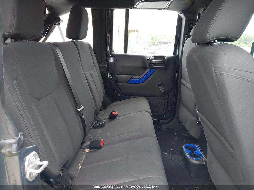 2017 JEEP WRANGLER UNLIMITED SPORT - 1C4BJWDG1HL743390