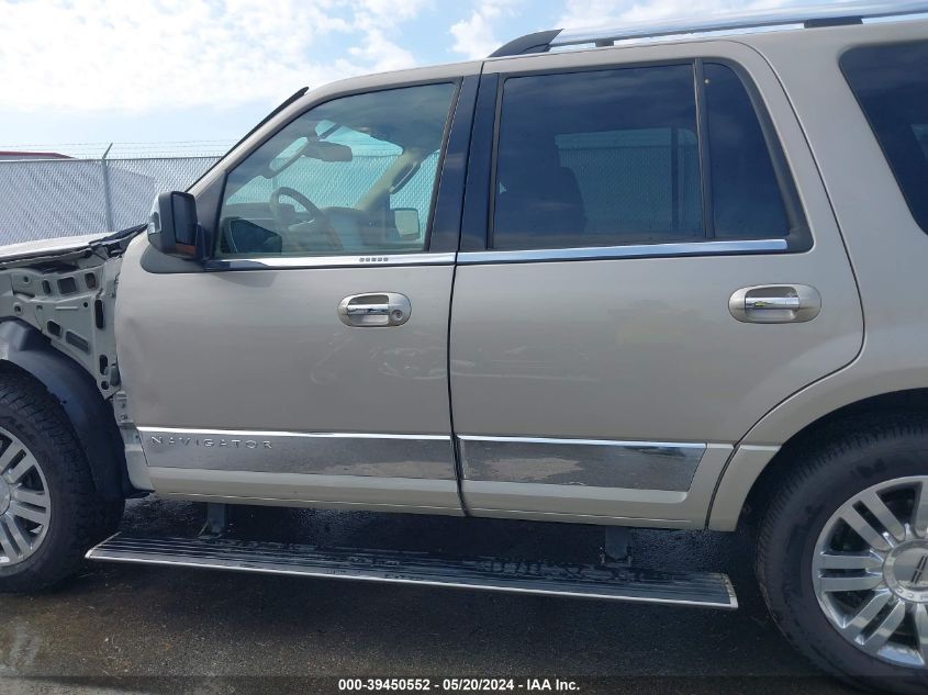 2008 Lincoln Navigator VIN: 5LMFU28528LJ13722 Lot: 39450552