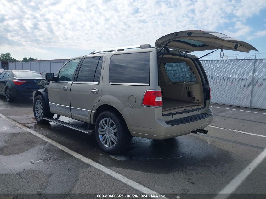 2008 Lincoln Navigator VIN: 5LMFU28528LJ13722 Lot: 39450552