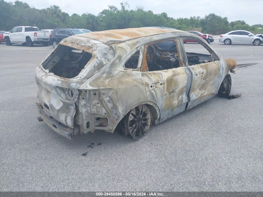 2022 FORD ESCAPE auction photo 4