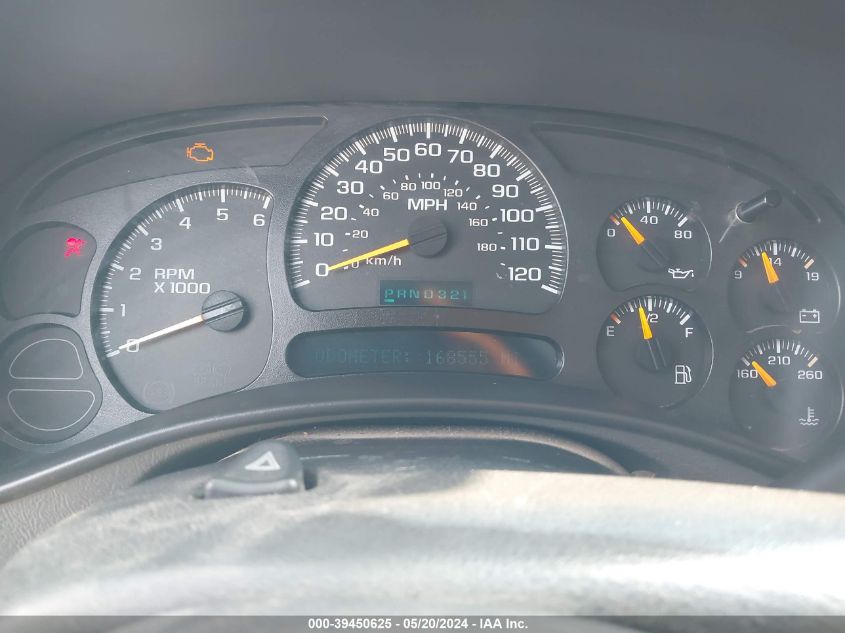 2005 Chevrolet Silverado 1500 Z71 VIN: 2GCEK13T551157403 Lot: 39450625