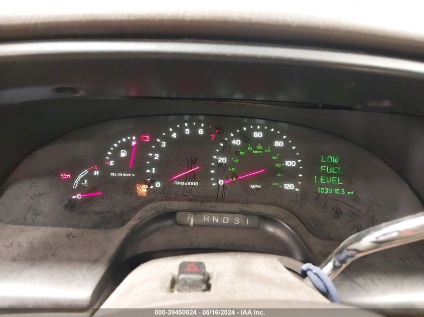 2001 Lincoln Continental VIN: 1LNHM97V81Y662503 Lot: 39450824