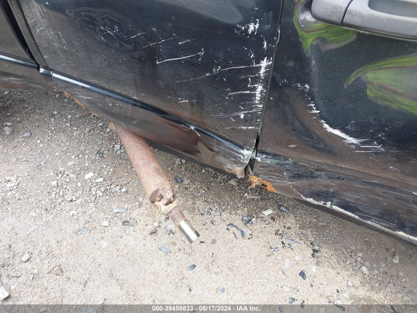 2007 Dodge Ram 1500 Slt/Trx4 Off Road/Sport VIN: 1D7HU18257S217857 Lot: 39450833