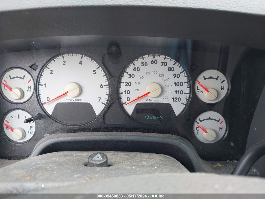 2007 Dodge Ram 1500 Slt/Trx4 Off Road/Sport VIN: 1D7HU18257S217857 Lot: 39450833