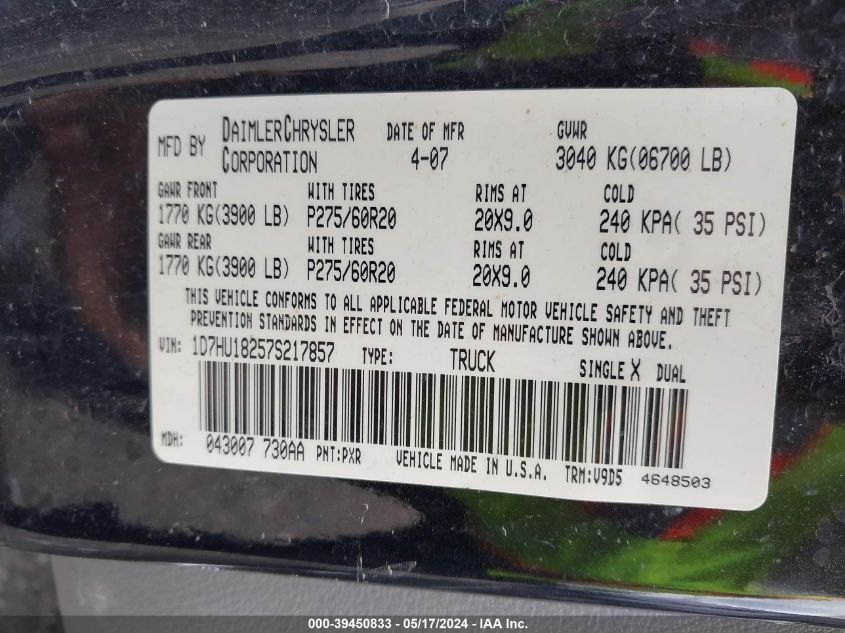 2007 Dodge Ram 1500 Slt/Trx4 Off Road/Sport VIN: 1D7HU18257S217857 Lot: 39450833