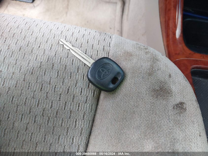 2004 Toyota Camry Xle VIN: 4T1BE32K34U367642 Lot: 39450866