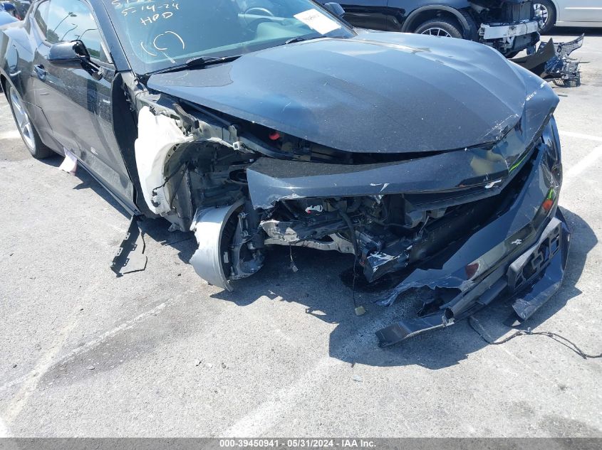 2017 Chevrolet Camaro 1Lt VIN: 1G1FB1RX0H0115101 Lot: 39450941