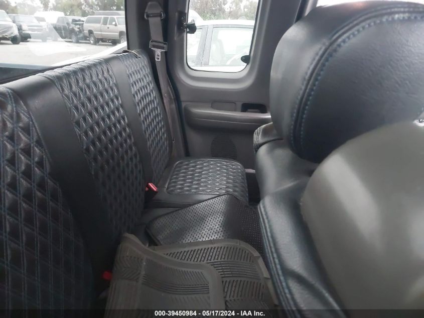 2001 Ford F-150 Xl/Xlt VIN: 1FTZX17231NB69207 Lot: 39450984