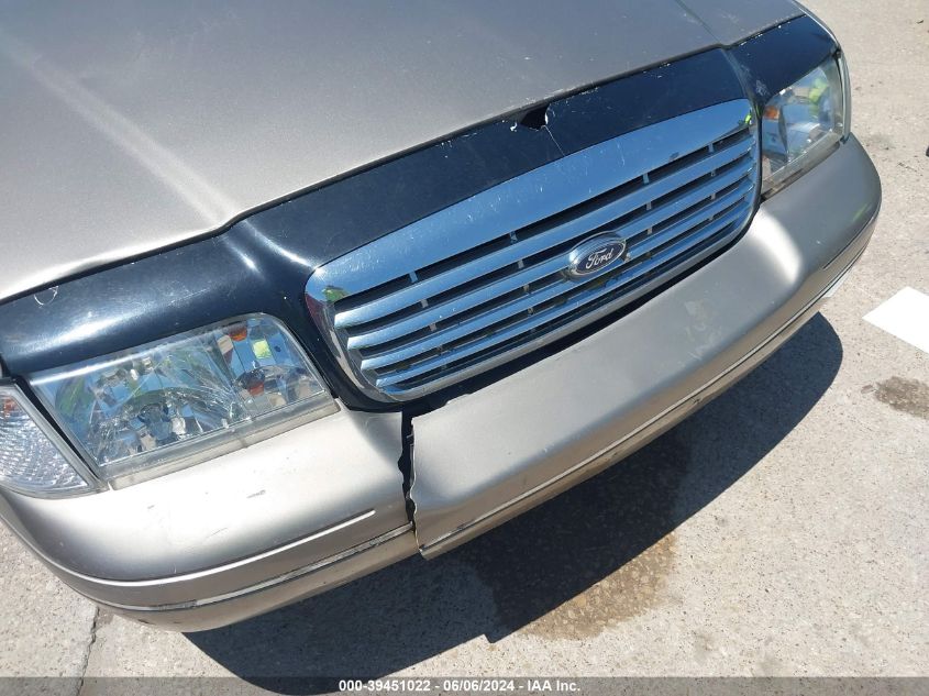 2004 Ford Crown Victoria Lx VIN: 2FAFP74W14X181300 Lot: 39451022