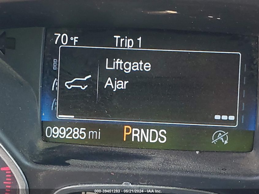 2018 Ford Escape Se VIN: 1FMCU9GDXJUD60896 Lot: 39451283