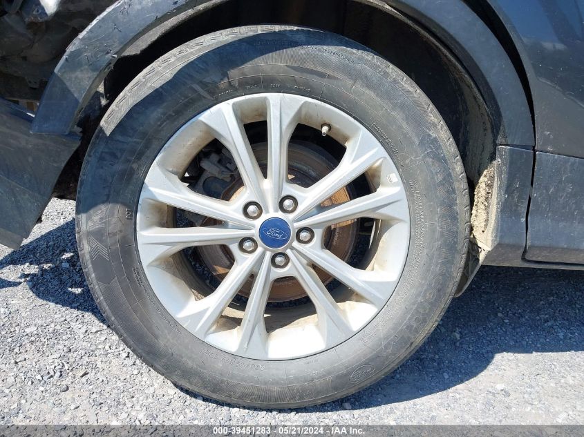 2018 Ford Escape Se VIN: 1FMCU9GDXJUD60896 Lot: 39451283