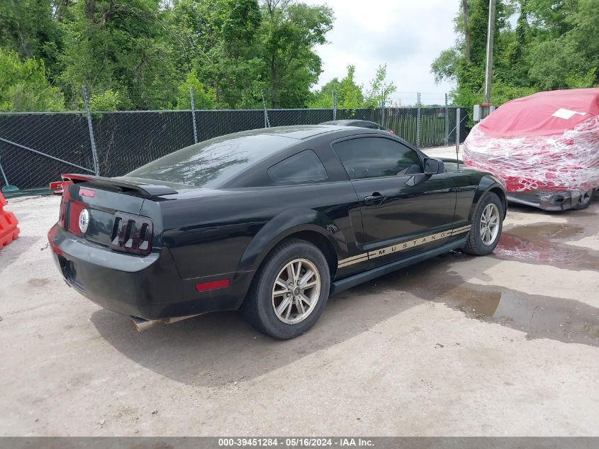 2005 Ford Mustang V6 Deluxe/V6 Premium VIN: 1ZVFT80N855211255 Lot: 39451284