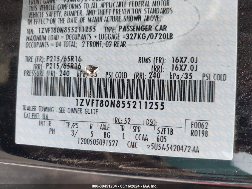 2005 Ford Mustang V6 Deluxe/V6 Premium VIN: 1ZVFT80N855211255 Lot: 39451284