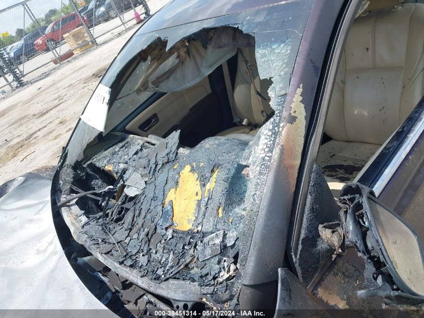 2013 Toyota Avalon Hybrid Limited VIN: 4T1BD1EB6DU010040 Lot: 39451314