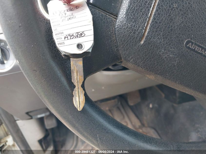 2007 Ford F-150 Stx/Xl/Xlt VIN: 1FTRX12W77FA95285 Lot: 39451327