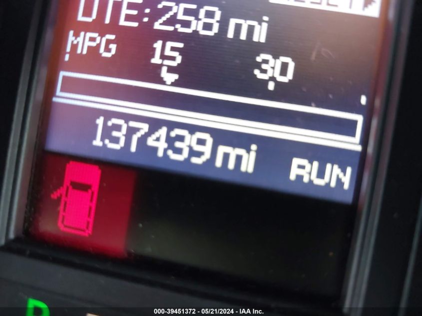 2015 Chrysler Town & Country Touring VIN: 2C4RC1BG9FR577865 Lot: 39451372