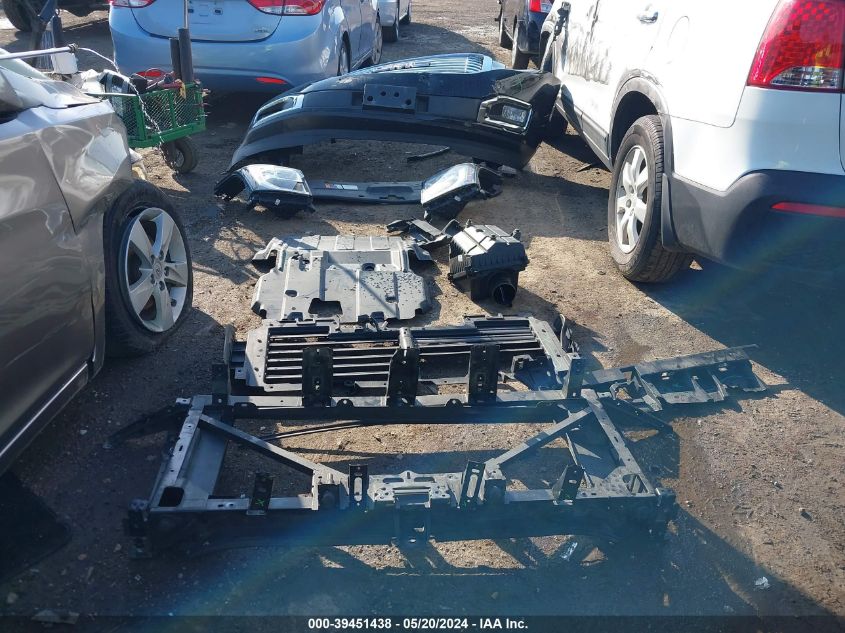 2017 GMC Yukon Xl Slt VIN: 1GKS2GKC8HR119574 Lot: 39451438