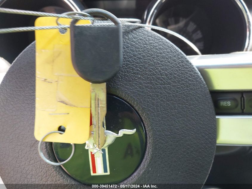 2007 Ford Mustang Gt Deluxe/Gt Premium VIN: 1ZVFT82H675238173 Lot: 39451472