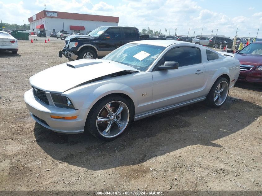 2007 Ford Mustang Gt Deluxe/Gt Premium VIN: 1ZVFT82H675238173 Lot: 39451472
