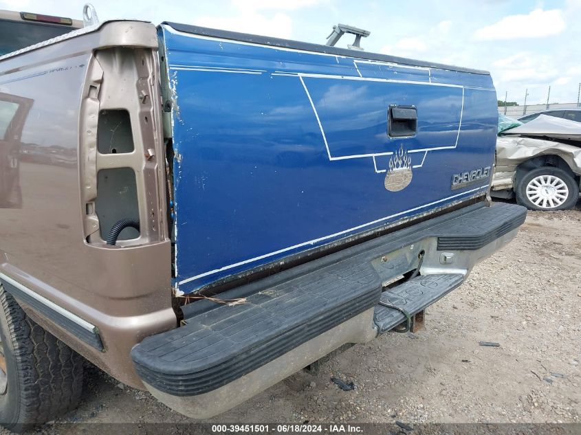 1997 Chevrolet C2500 Hd Fleetside VIN: 1GCGC24R0VZ148436 Lot: 39451501