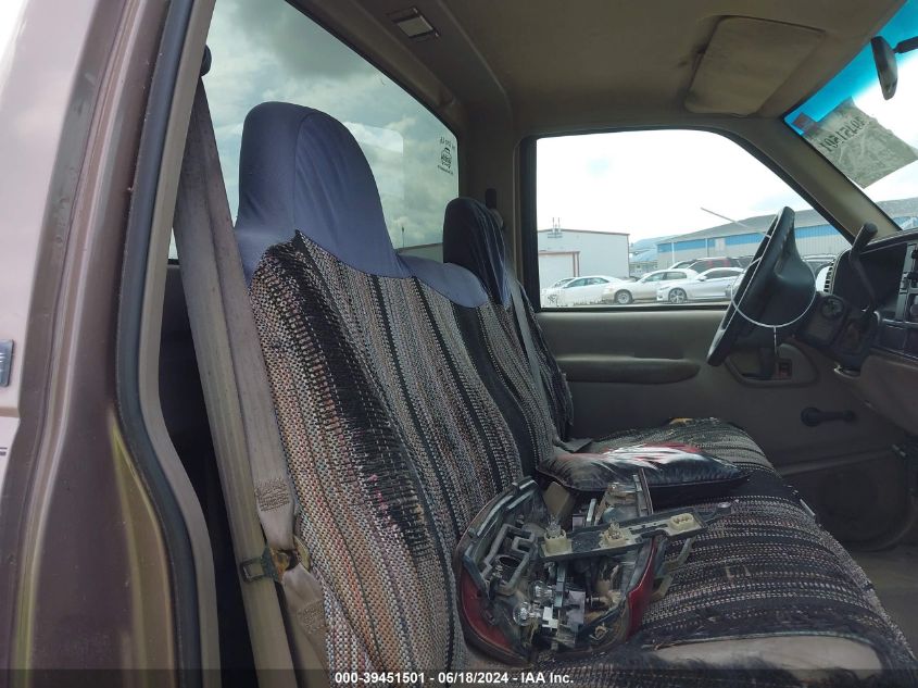 1997 Chevrolet C2500 Hd Fleetside VIN: 1GCGC24R0VZ148436 Lot: 39451501