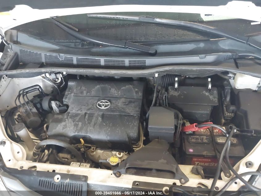 2011 Toyota Sienna Xle V6 VIN: 5TDYK3DC5BS011644 Lot: 39451666