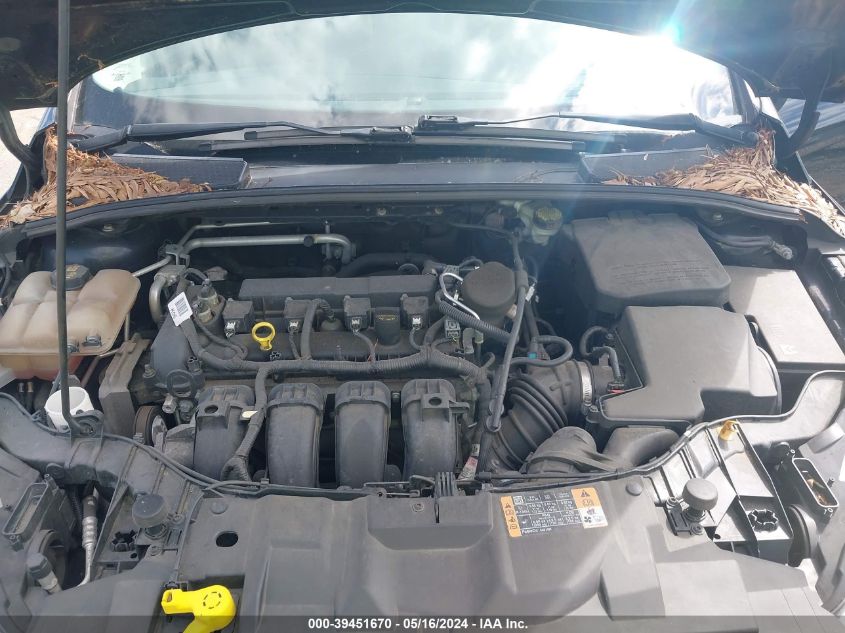 2015 FORD FOCUS SE - 1FADP3K25FL213505