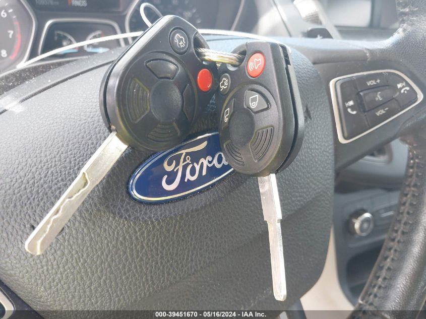 2015 FORD FOCUS SE - 1FADP3K25FL213505