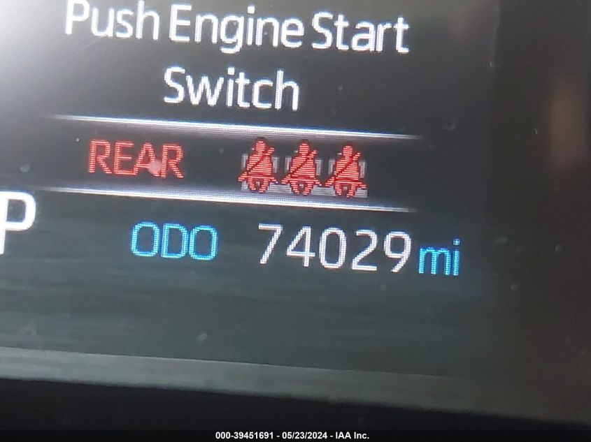 2021 TOYOTA RAV4 XLE - JTMP1RFV7MD073593