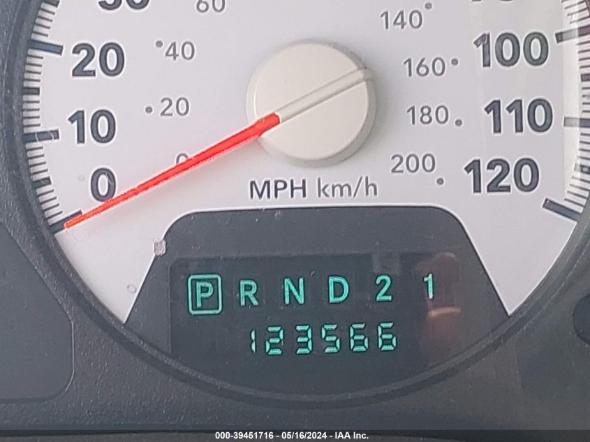 2007 Dodge Ram 1500 Slt/Trx4 Off Road/Sport VIN: 1D7HU18257S148538 Lot: 39451716