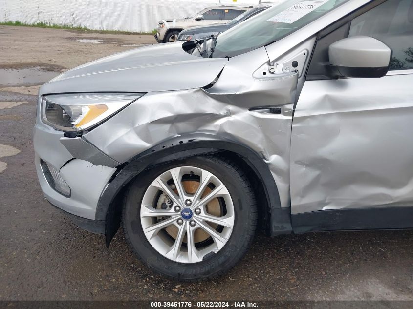 2017 Ford Escape Se VIN: 1FMCU9GD6HUE55529 Lot: 39451776