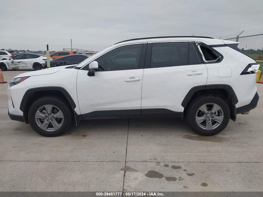 2024 TOYOTA RAV4 XLE/XLE PREMIUM - 2T3W1RFV0RW313072