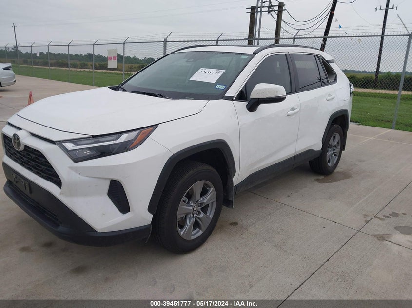 2024 TOYOTA RAV4 XLE/XLE PREMIUM - 2T3W1RFV0RW313072