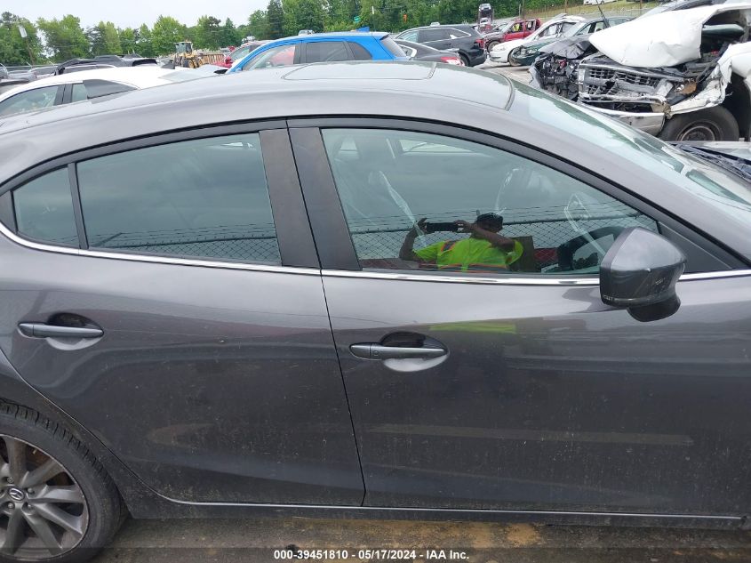 2018 Mazda Mazda3 Touring VIN: 3MZBN1L32JM271188 Lot: 39451810