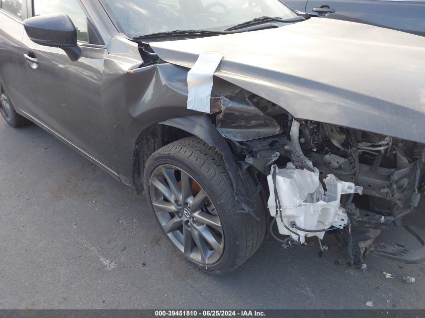 2018 Mazda Mazda3 Touring VIN: 3MZBN1L32JM271188 Lot: 39451810