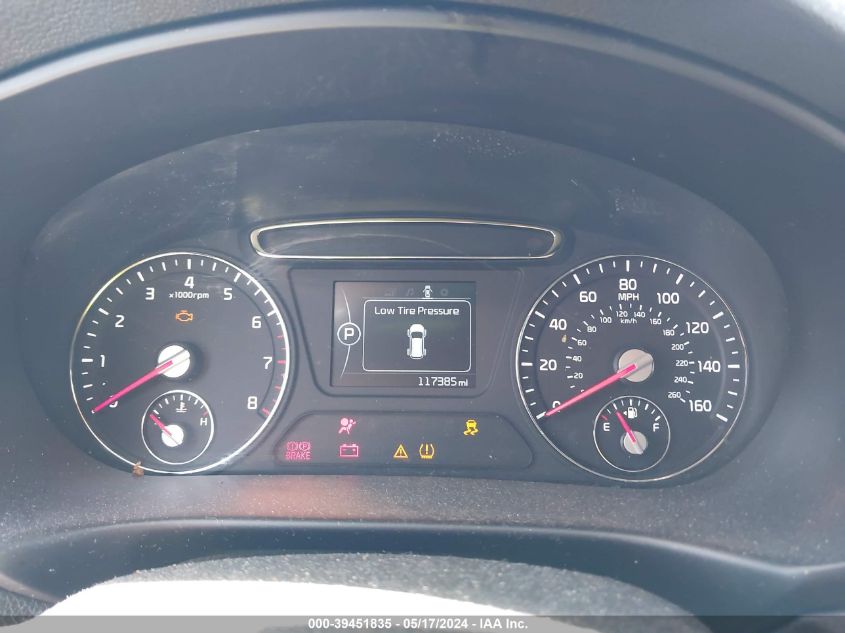 2018 Kia Sorento 2.4L L VIN: 5XYPG4A34JG344081 Lot: 39451835