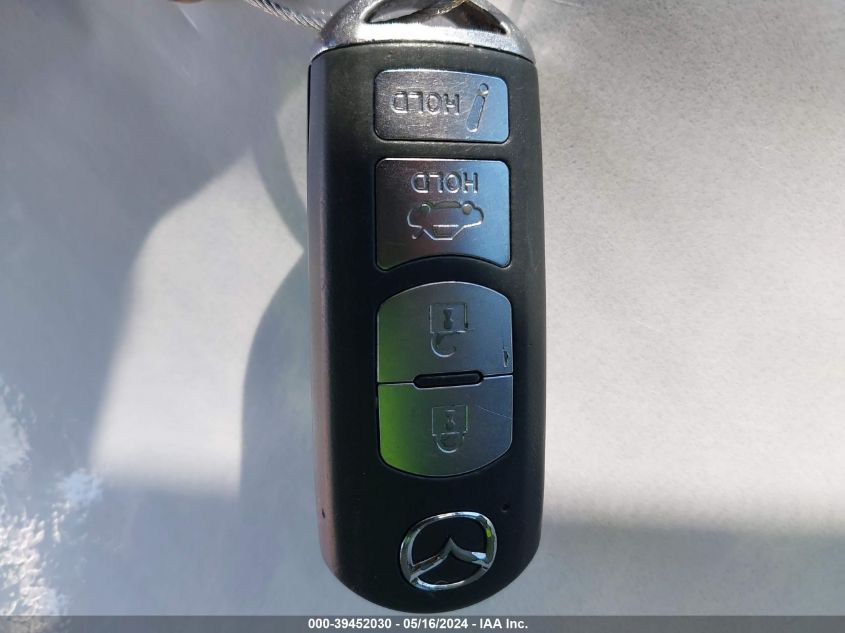 2014 Mazda Mazda3 I Touring VIN: JM1BM1V71E1114762 Lot: 39452030