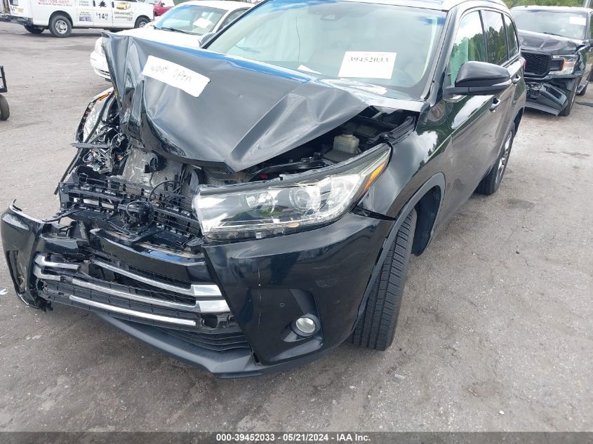 2018 Toyota Highlander Limited Platinum VIN: 5TDYZRFH9JS281451 Lot: 39452033