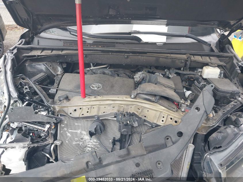 2018 Toyota Highlander Limited Platinum VIN: 5TDYZRFH9JS281451 Lot: 39452033