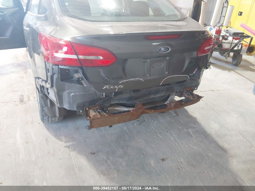 2017 Ford Focus Se VIN: 1FADP3F25HL271966 Lot: 39452157