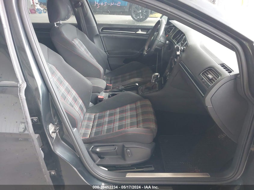 VIN 3VW447AUXHM034789 2017 VOLKSWAGEN GOLF GTI AUTOBAHN 4-DOOR/S 4-DOOR/SE 4-DOOR/SPORT 4-DOOR
