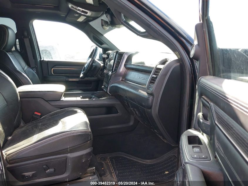 2019 Ram 3500 Limited 4X4 8' Box VIN: 3C63RRRL1KG614856 Lot: 39452319