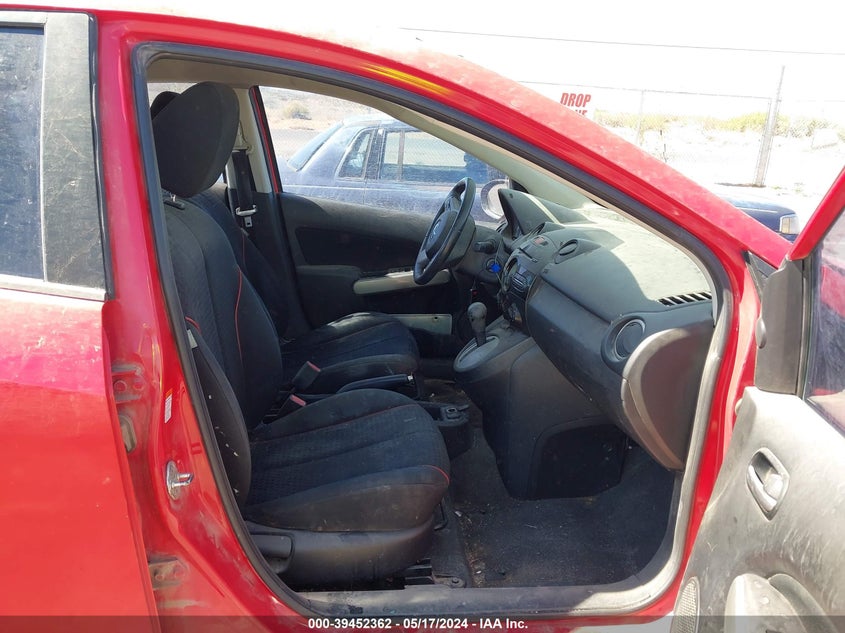 2011 Mazda Mazda2 Touring VIN: JM1DE1HY4B0119725 Lot: 39452362