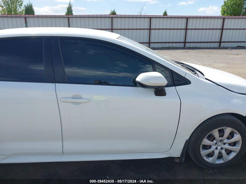 2020 TOYOTA COROLLA LE - JTDEPRAE8LJ101608