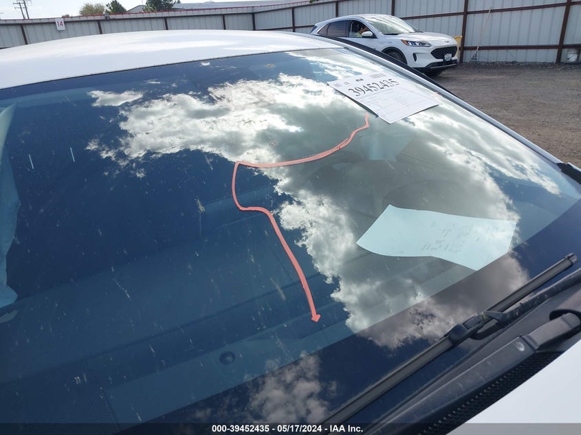 2020 TOYOTA COROLLA LE - JTDEPRAE8LJ101608