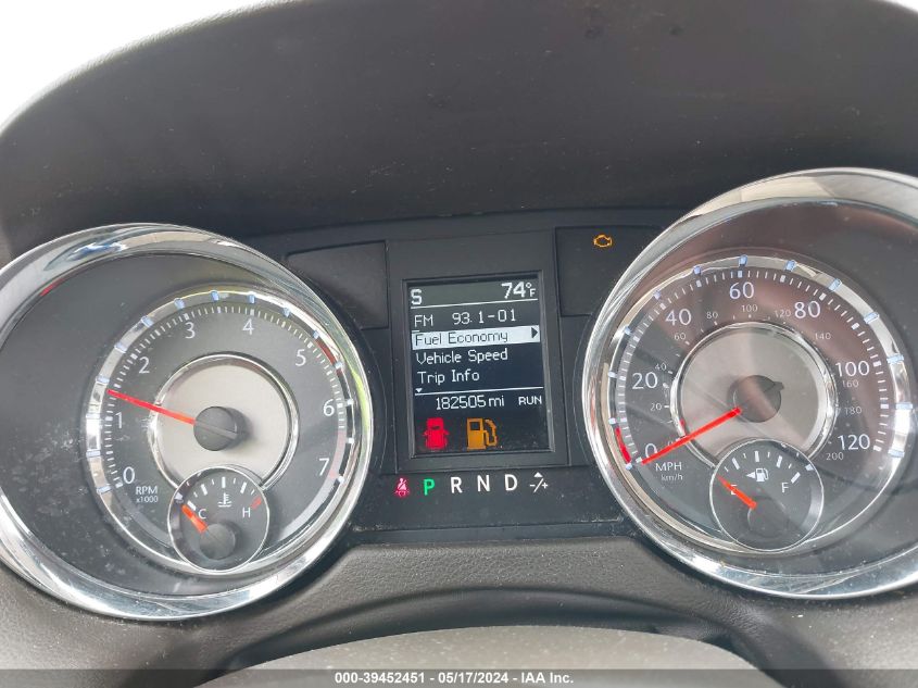 2011 Chrysler Town & Country Touring VIN: 2A4RR5DG3BR724642 Lot: 39452451