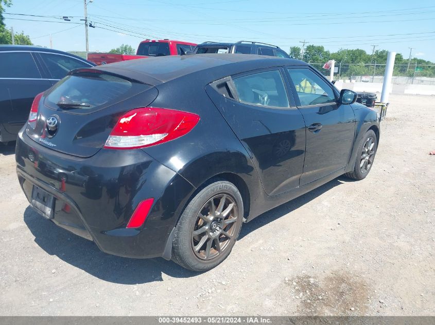 2013 Hyundai Veloster Base W/Gray VIN: KMHTC6AD9DU148781 Lot: 39452493