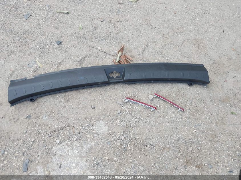 2023 CHEVROLET TRAVERSE AWD LT CLOTH - 1GNEVGKW1PJ143035