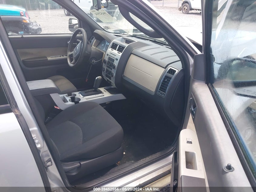 2010 Mercury Mariner VIN: 4M2CN8BGXAKJ01022 Lot: 39452554