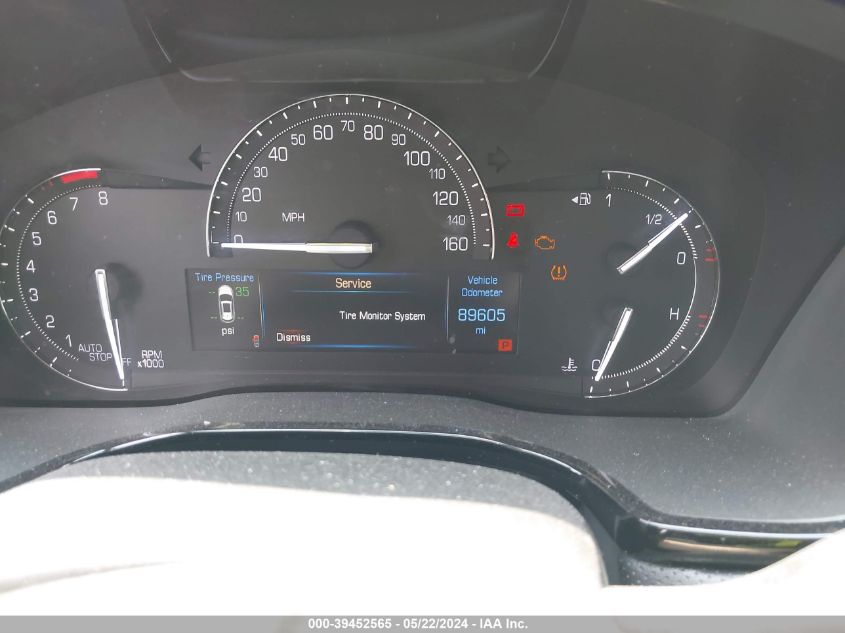 2018 Cadillac Xt5 Luxury VIN: 1GYKNCRS0JZ121375 Lot: 39452565